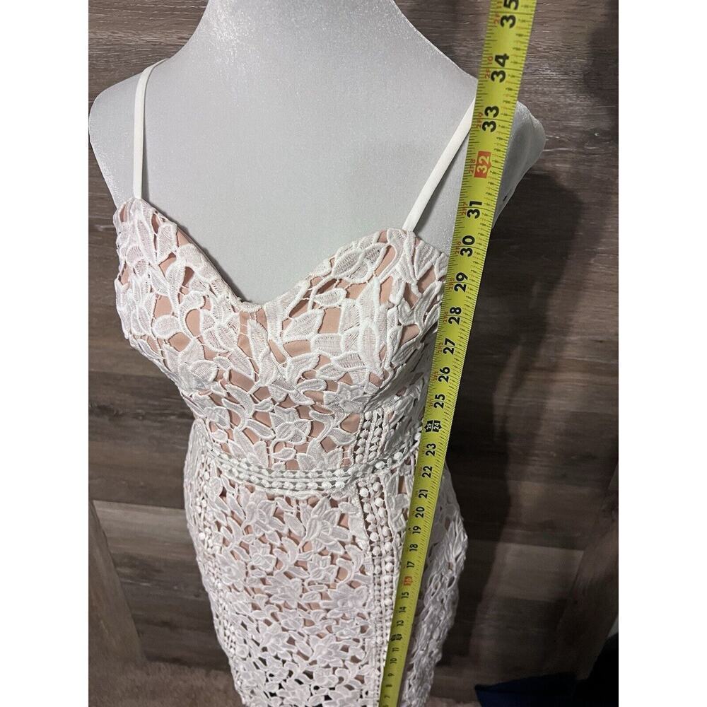 Lulu’s White Crochet Lace Dress Sz Small Hoco Prom Party Cocktail - Picture 7 of 11